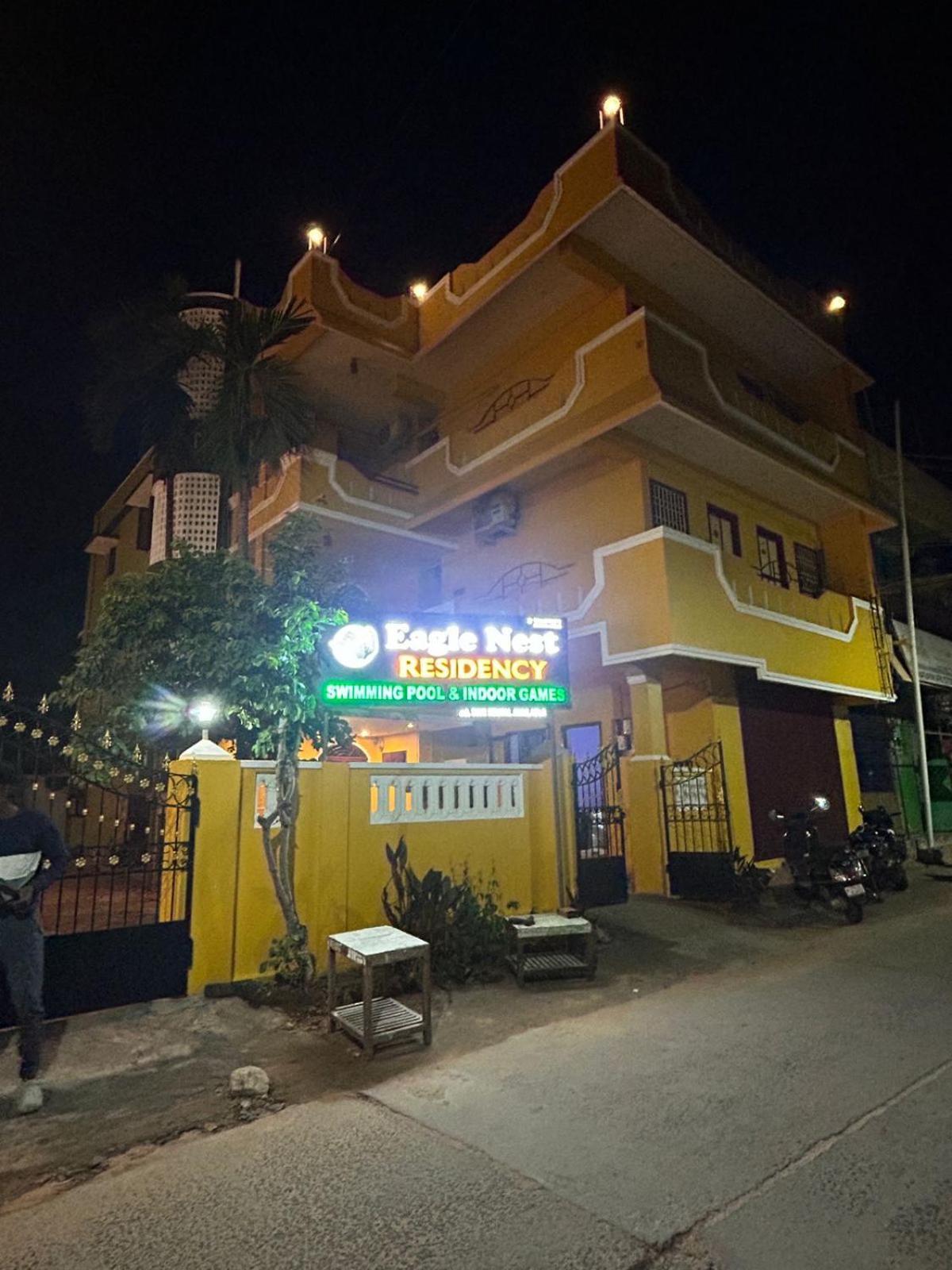 Eagle Nest Residency Hotel Kottakuppam Exterior photo